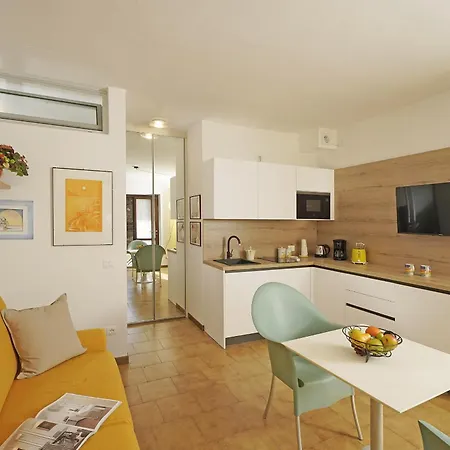 Апартаменты I Girasoli D10 By Wonderful Italy